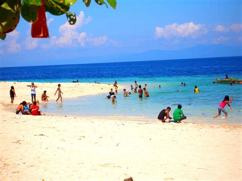 moalboal beach resort cebu philippines.